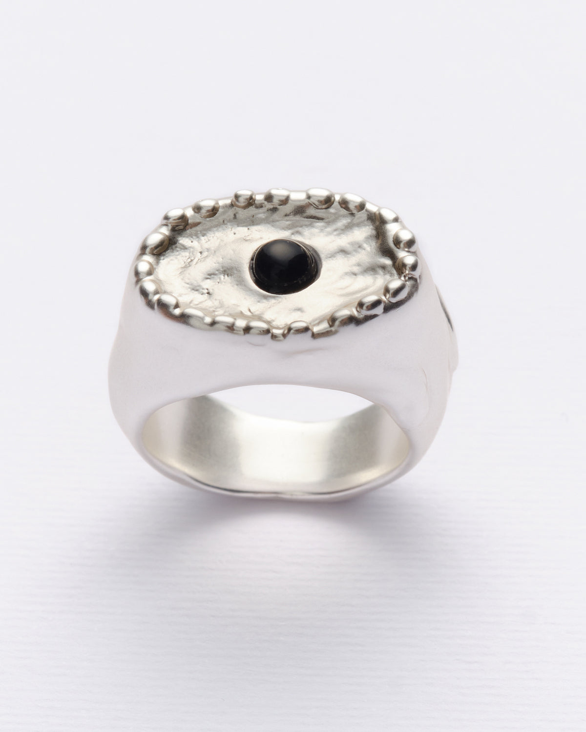 Antique - Anillo negro plateado