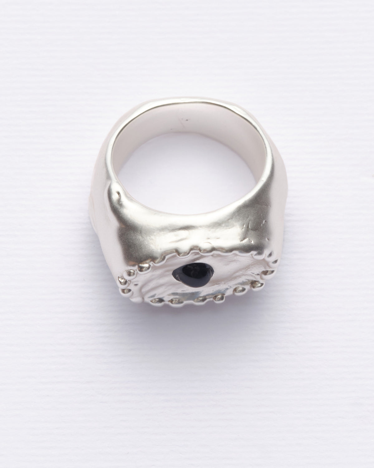 Antique - Anillo negro plateado